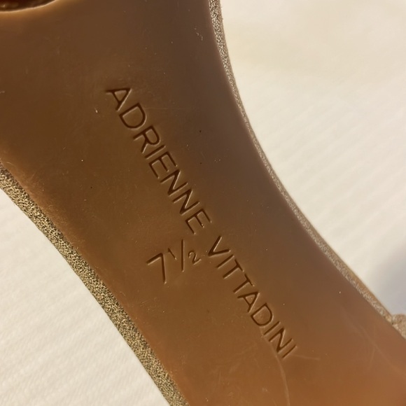 Adrienne Vittadini, golden. heel sandals. Size 7.5 - Picture 11 of 12
